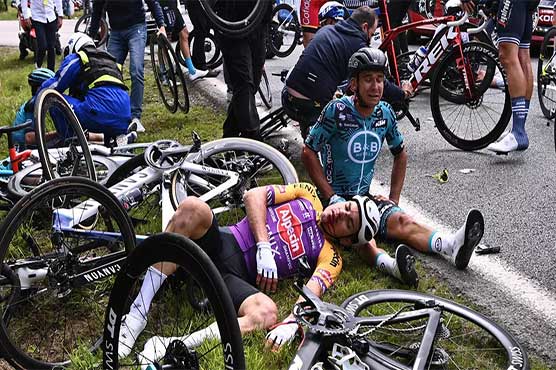 Police arrest Tour de France spectator who caused mass crash