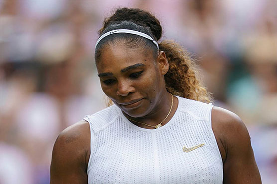 Williams crashes out of WTA top 10