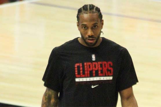 Leonard undergoes knee surgery: Clippers