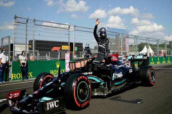 Lewis Hamilton takes pole position for Hungarian Grand Prix