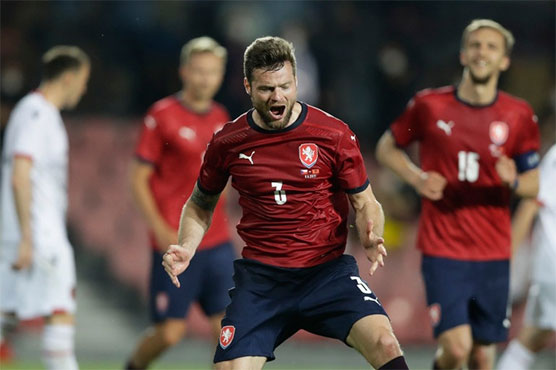 Czechs face Netherlands with history on their side