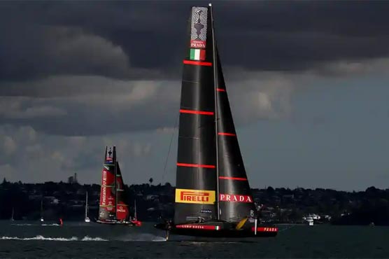 Team New Zealand storm back to level America's Cup at 2-2
