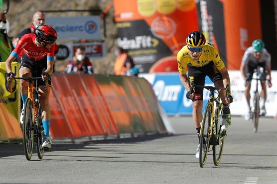 Roglic grabs third Paris-Nice stage win to close on victory