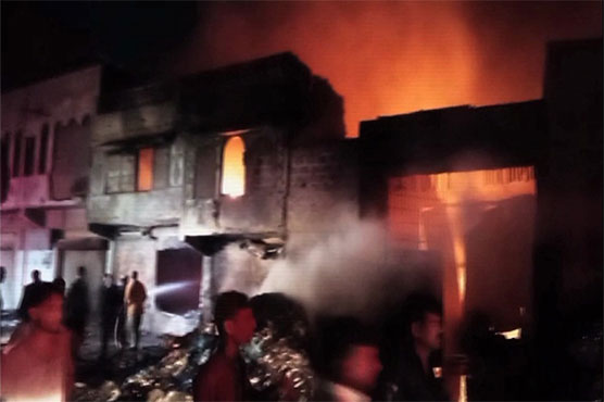 Fire erupts at cardboard warehouse in Karachi