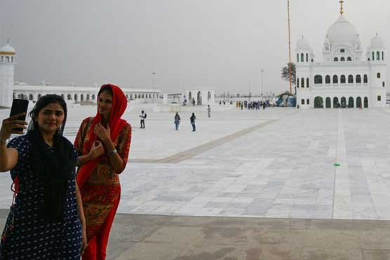 Pak all set to welcome Sikh pilgrims on birth anniversary of Baba Guru Nanak