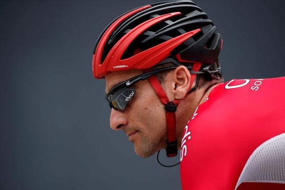 After finishing 10th Vuelta, Spaniard Mate rides 1,000km home