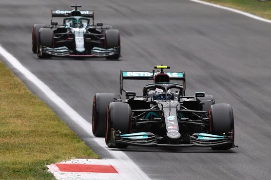 Bottas pips Hamilton to pole for Italian GP Sprint