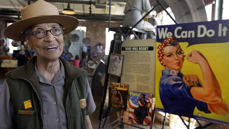 Oldest US active park ranger retires at 100