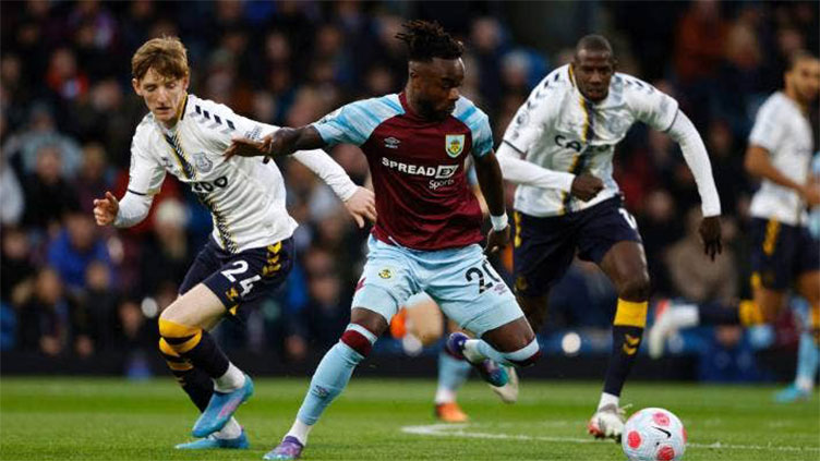 Cornet strikes as Burnley recover to beat relegation rivals Everton