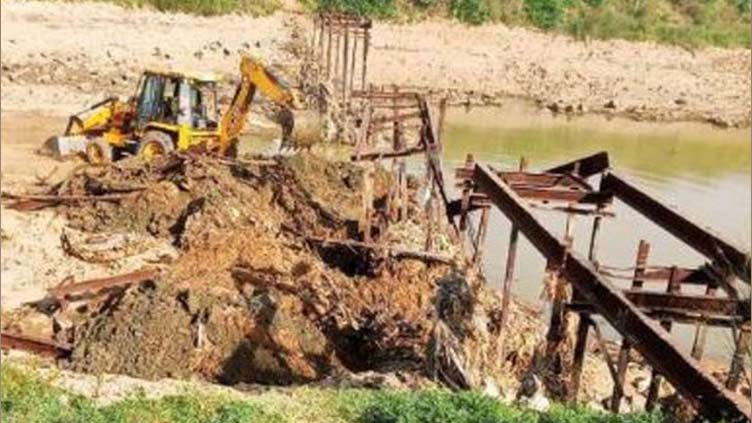 Thieves steal 60-foot iron bridge in India