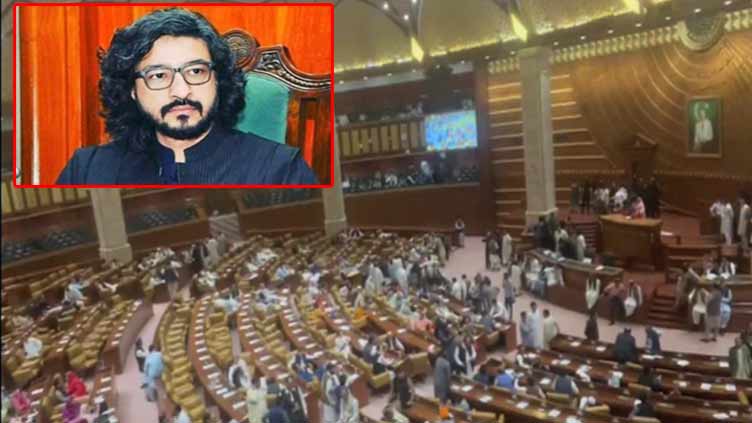 Police arrest five PTI lawmakers in crackdown inside Punjab Assembly