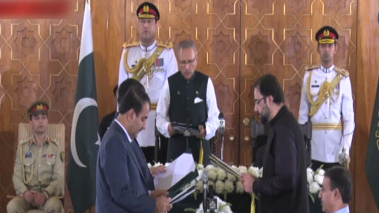 Three federal ministers, one minister of state take oath