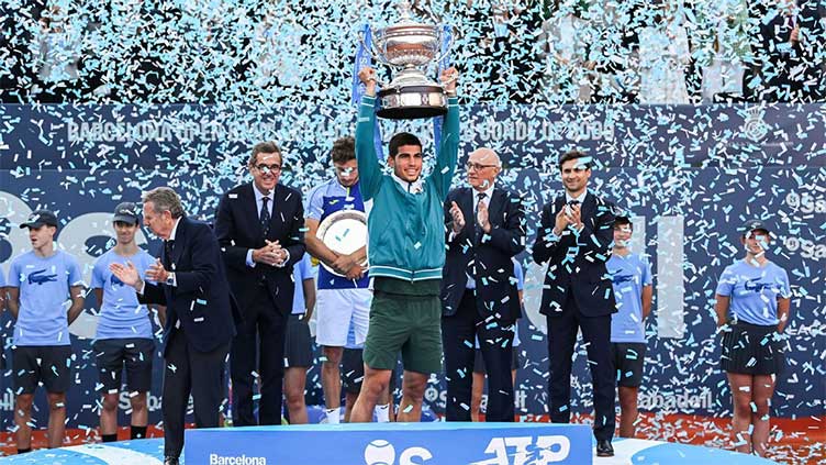 Teenager Alcaraz mirrors Nadal with Barcelona crown