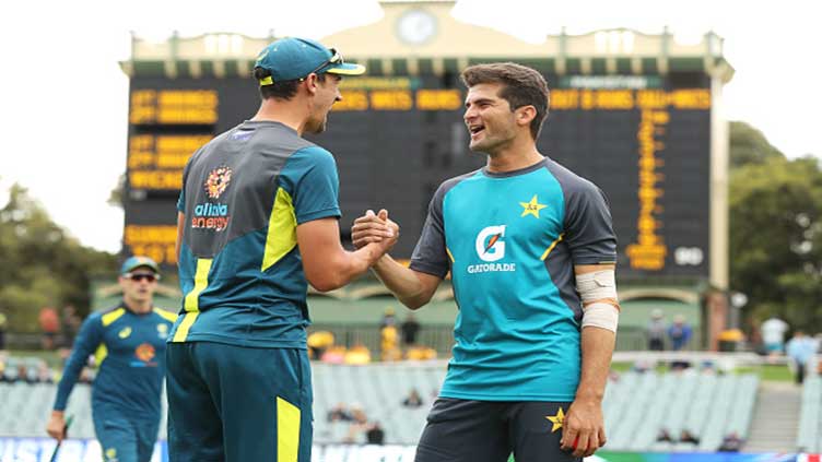 Shaheen Afridi takes off hat to Mitchell Starc
