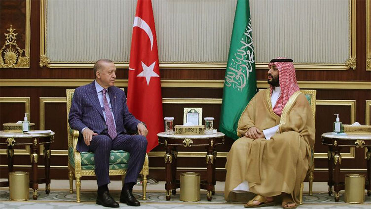 Turkish president meets Saudi leaders in first visit since Khashoggi killing