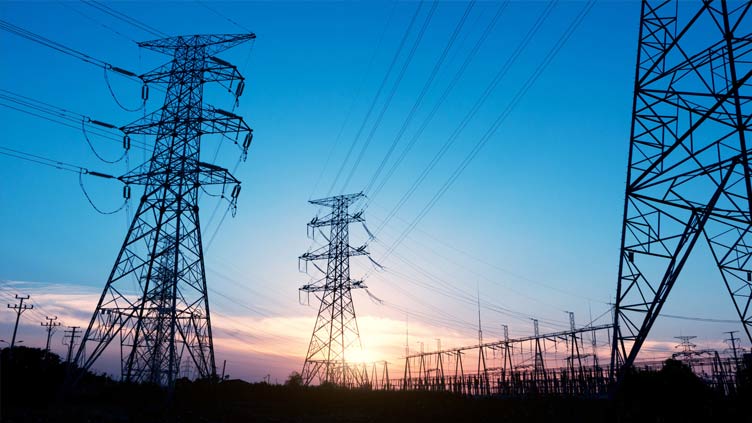 Pakistan faces more than 8000 MW of power shortfall