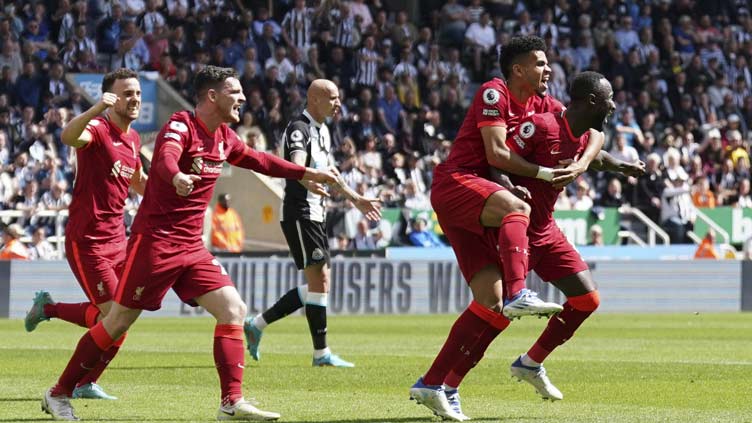 Liverpool keep pressure on Man City with 1-0 win at Newcastle