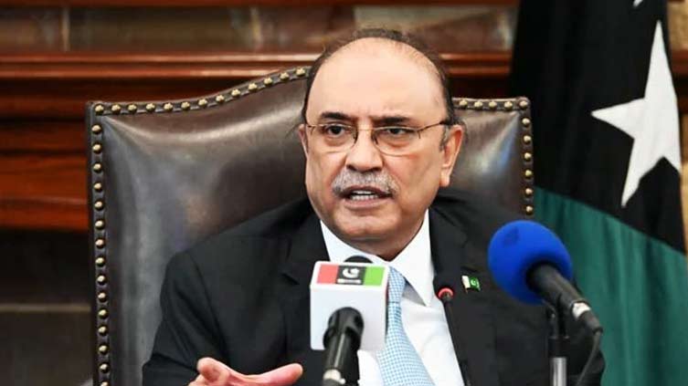 Zardari pays homage to Imam Hussain (RA)