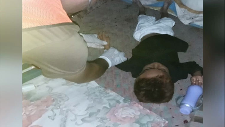 Nine of a family hospitalized after eating unhygienic food in Bahawalpur