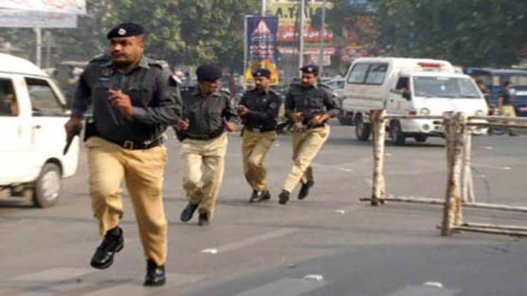 Robber killed, two arrested in ‘police encounter’ in Toba Tek Singh