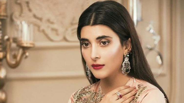 You don't need a man to live your life: Urwa Hocane