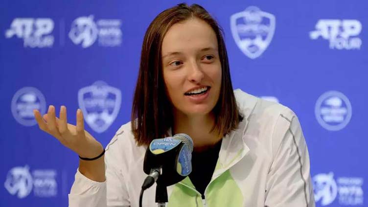 Swiatek 'shy' about speaking to retiring Serena