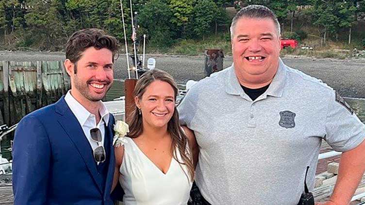 Boston police boat comes to rescue of stranded groom