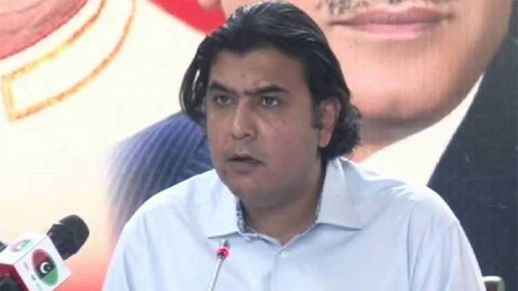 Mustafa Khokhar hits out at govt over 'torturing Shahbaz Gill'