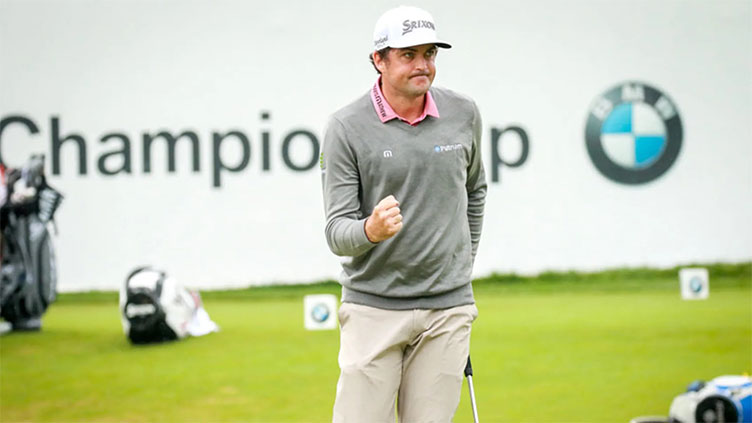 Bradley seizes PGA BMW Championship lead with sizzling 64