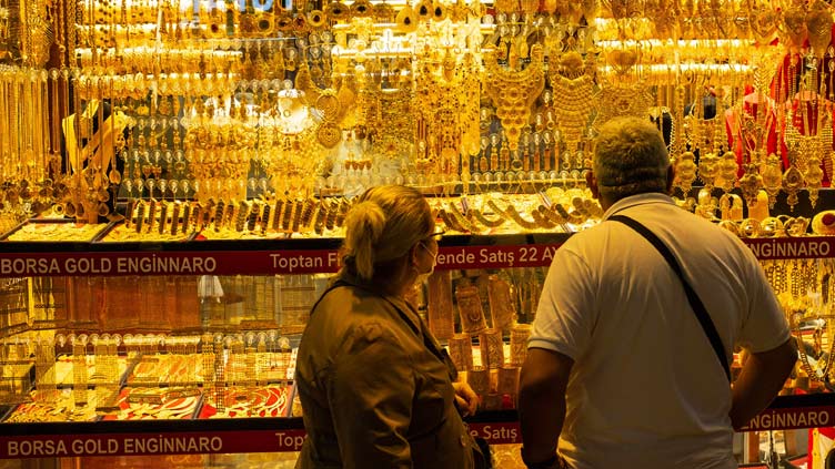 Gold price up by Rs3550 to Rs146,150 per tola