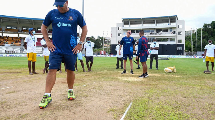 Bangladesh strip head coach Domingo of T20 role days before Asia Cup