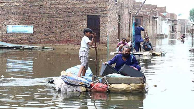 Flash floods, heavy rains claim 903 lives nationwide