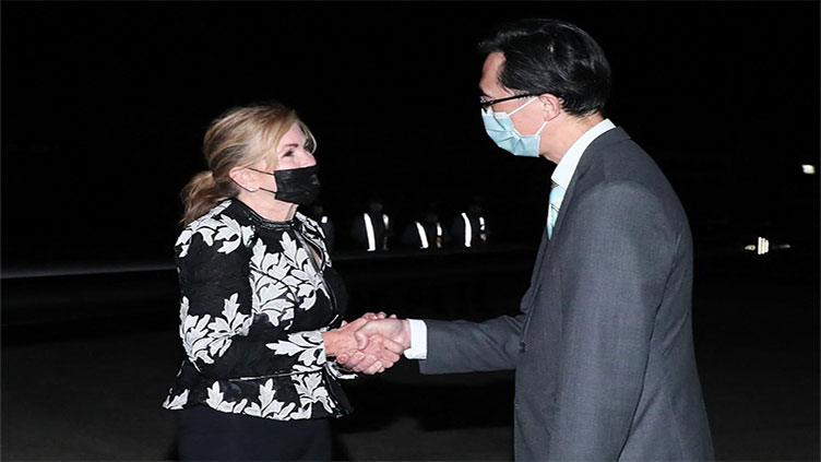 US senator arrives in Taiwan, defying angry Beijing