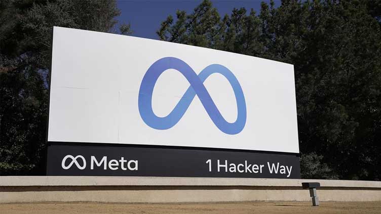  Facebook parent settles suit in Cambridge Analytica scandal