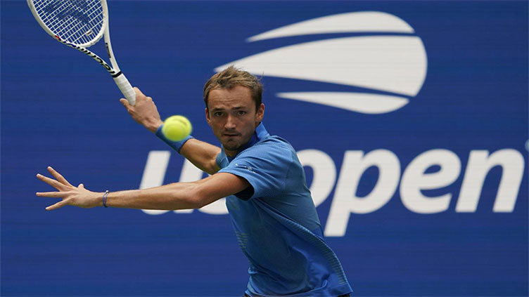 Medvedev eases into US Open second round