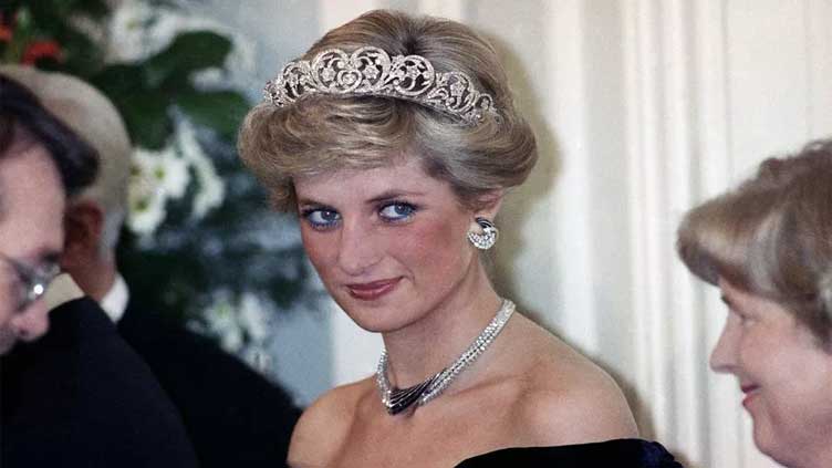  Diana's death stunned the world — and changed the royals