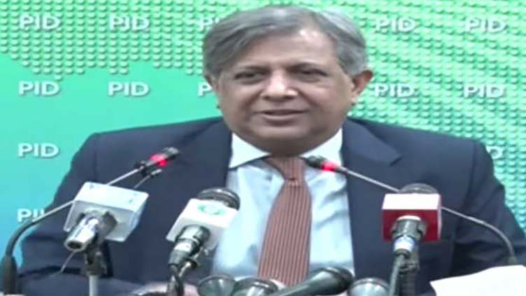 Imran is ‘apple of the eye’ in some circles: Azam Nazir Tarar