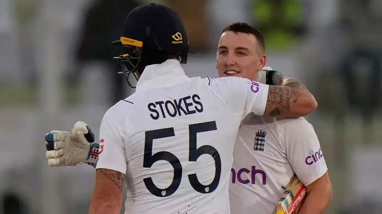 1st Test: England resume their first innings against Pakistan