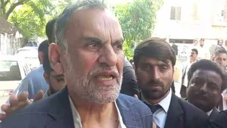 Quetta police arrest Azam Swati over controversial statements