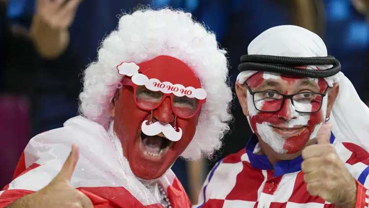  Fans' wild World Cup fashion draws praise, scorn in Qatar