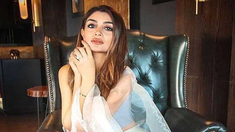 'Zoya Nasir misses summer but still shining'