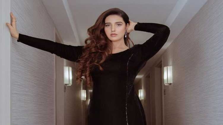 Hareem Farooq appears regal in black outfit