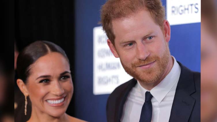 Harry and Meghan accept 'Ripple of Hope' human rights award