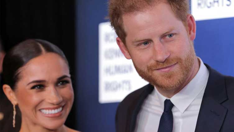  Harry and Meghan defend documentary after privacy criticism