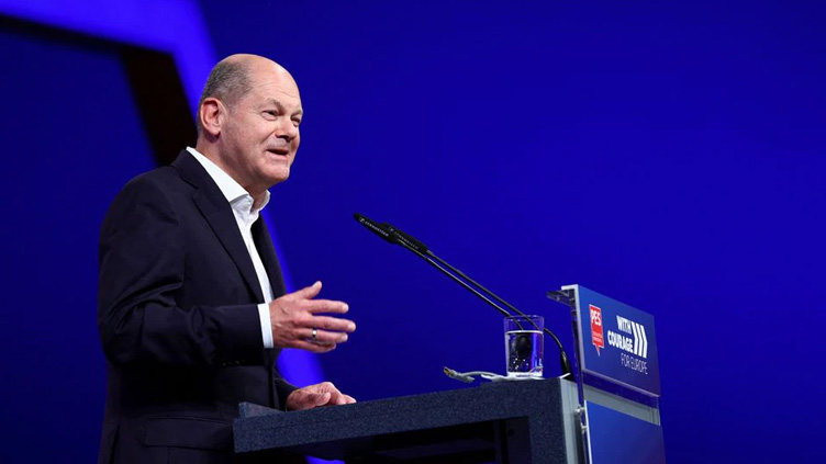 Germany's Scholz says EU firmly on Ukraine's side