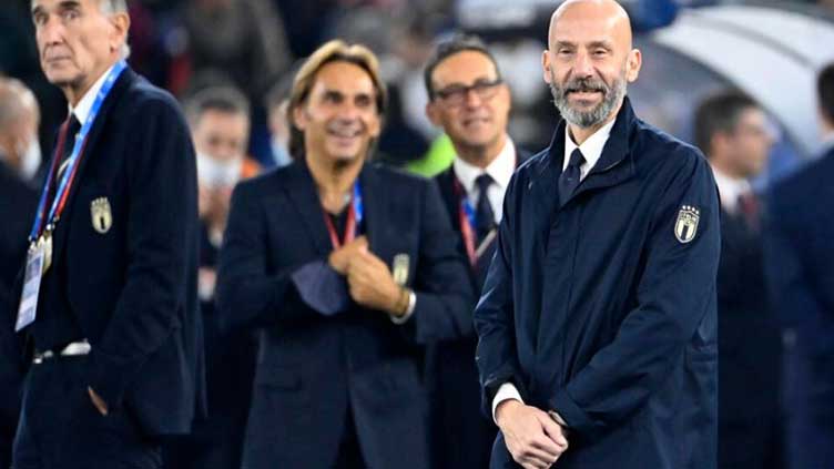 Vialli takes break from Italy duties in cancer battle