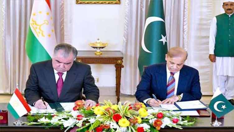 Pakistan and Tajikistan sign MoUs and agreements to boost cooperation