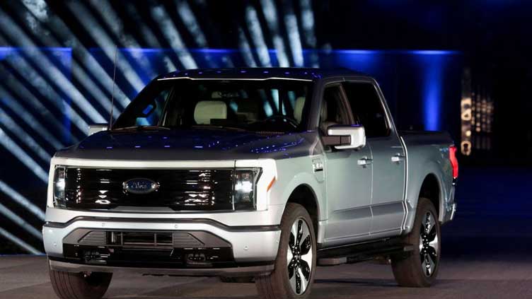  Electric vehicles confront the leap to the mass market