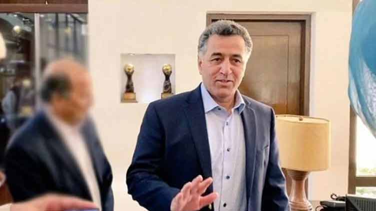 Faiz Hameed dispels rumour of joining politics after viral video