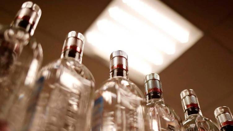 Poisonous liquor kills 37 in Indian state